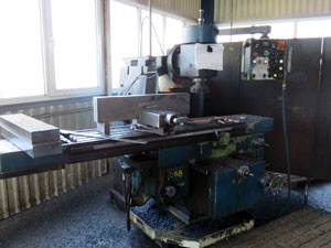 Standard milling machine FGH 40