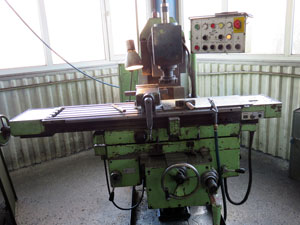 Standard milling machine FGU 32